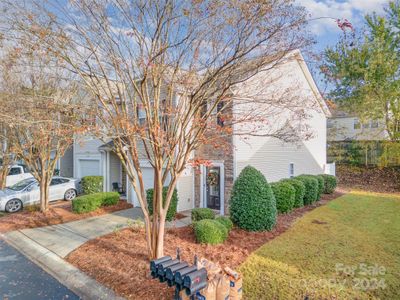 2111 Midnight Blue Lane, Townhouse with 3 bedrooms, 2 bathrooms and null parking in Fort Mill SC | Image 2