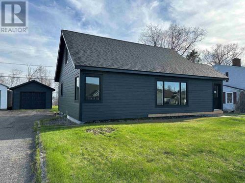16 Elizabeth Ave, Terrace Bay, ON, P0T2W0 | Card Image