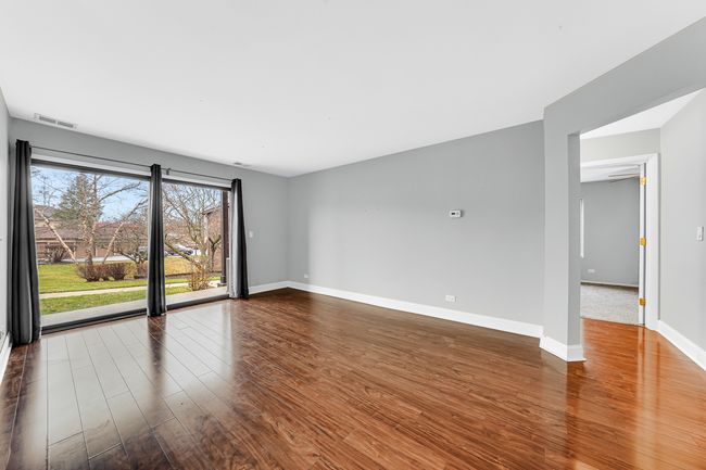 APT-1A - 752 Rodenburg Rd, Condo with 2 bedrooms, 2 bathrooms and 2 parking in Roselle IL | Image 7