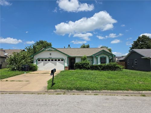 2703 W Beech St, Rogers, AR, 72756-2026 | Card Image