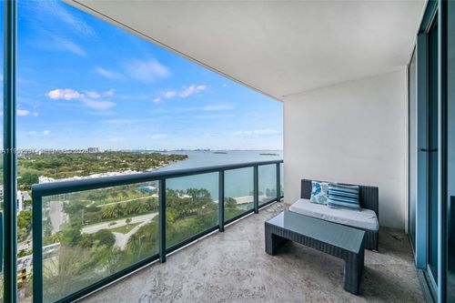 1704-601 Ne 36th St, Miami, FL, 33137-3967 | Card Image