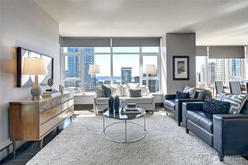 apt-1207n-583 Battery St, Seattle, WA, 98121-1974 | Card Image