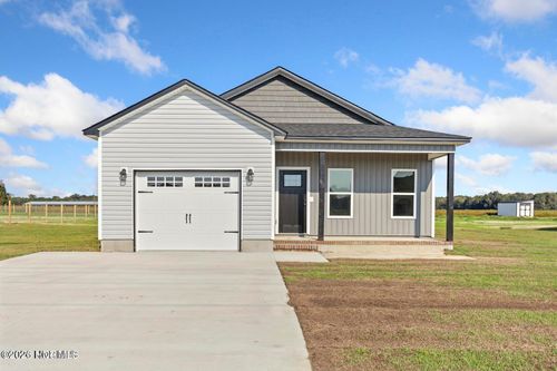 130 Brown Rd, Jacksonville, NC, 28540-8748 | Card Image