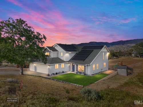 22810 Tom Court, Tehachapi, CA, 93561 | Card Image