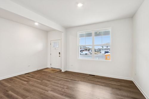 1868 Keating Dr, Aurora, IL, 60503-7300 | Card Image