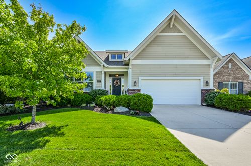15124 Kampen Cir, Carmel, IN, 46033-0004 | Card Image