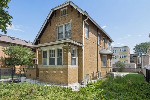 4821 N Harding Ave, CHICAGO, IL, 60625-6209 | Card Image