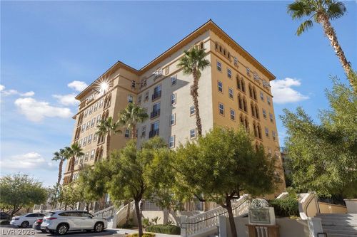 951-2455 W Serene Ave, Las Vegas, NV, 89123-6559 | Card Image