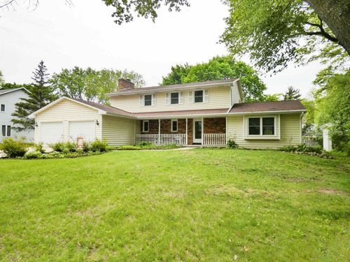 2584 S Trillium Circle, GREEN BAY, WI, 54313 | Card Image