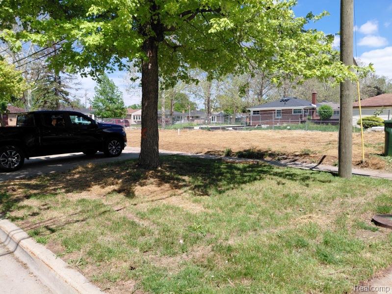 Land in Southgate 3