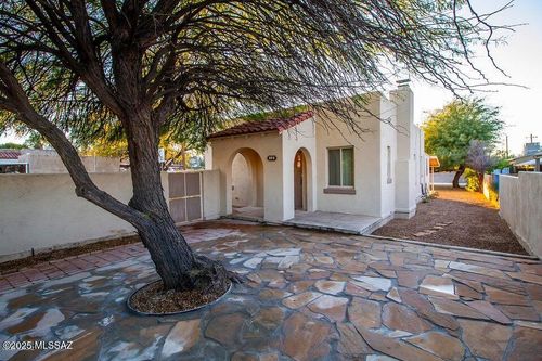 323 N Norris Avenue, Tucson, AZ, 85719 | Card Image