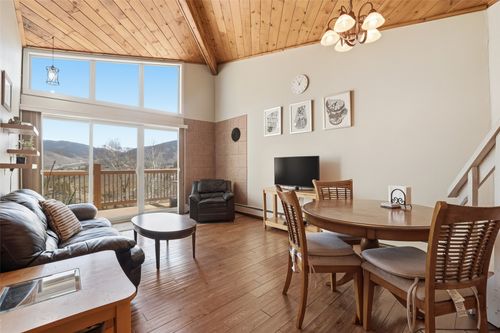 304-2424 Ryan Gulch Ct, Silverthorne, CO, 80498-5565 | Card Image