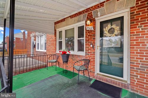 3302 E Northern Pkwy, BALTIMORE, MD, 21206-1622 | Card Image