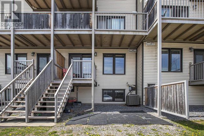 2411 Esprit Dr, Condo with 2 bedrooms, 3 bathrooms and 1 parking in Orléans ON | Image 29