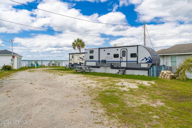 1096 Salter Path Rd, House other with 2 bedrooms, 2 bathrooms and null parking in Salter Path NC | Image 16
