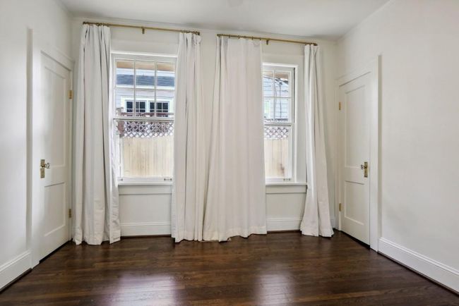 2140 Fairhaven Cir Ne, House other with 3 bedrooms, 2 bathrooms and 2 parking in Atlanta GA | Image 6