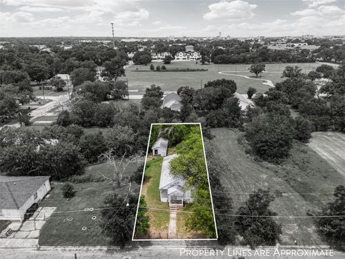 819 Benton Dr, Waco, TX, 76706-3642 | Card Image