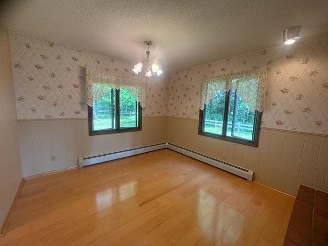 Formal Dining Room | Image 12