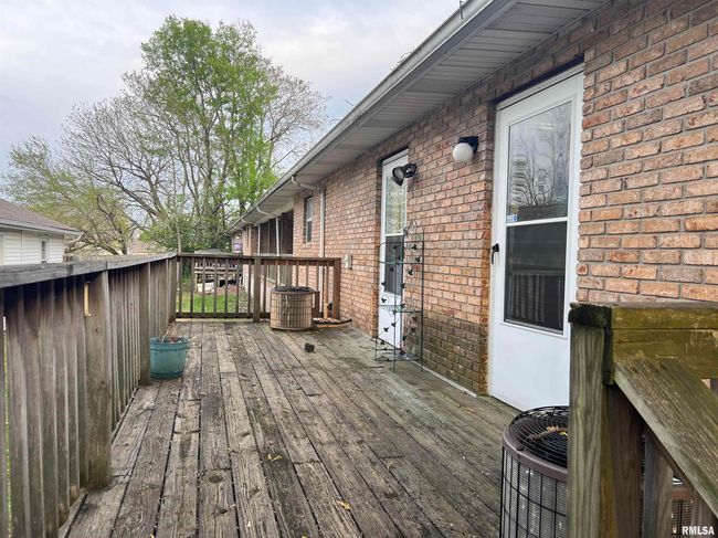 1-4 - 1010 & 1012 W Lee Avenue, Home with 0 bedrooms, 0 bathrooms and 8 parking in Marion IL | Image 14