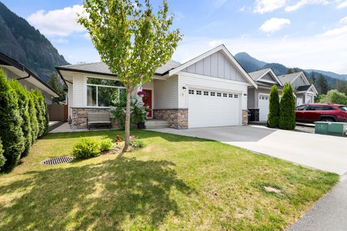 9-20118 Beacon Rd, Hope, BC, V0X1L2 | Card Image