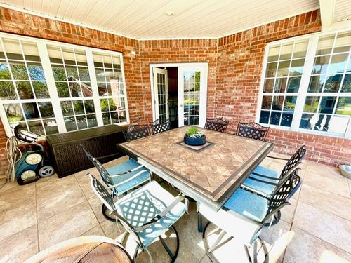 4090 W Stoney Bend Dr, Fayetteville, AR, 72704-6396 | Card Image