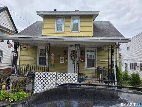 19 Manhan Street, Waterbury, CT, 06710 | Card Image
