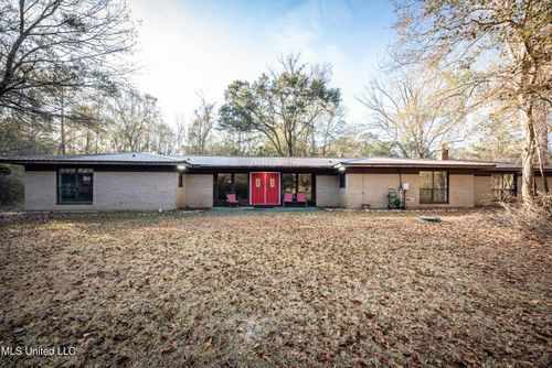 3040 Pabst Rd, Ocean Springs, MS, 39564-9701 | Card Image