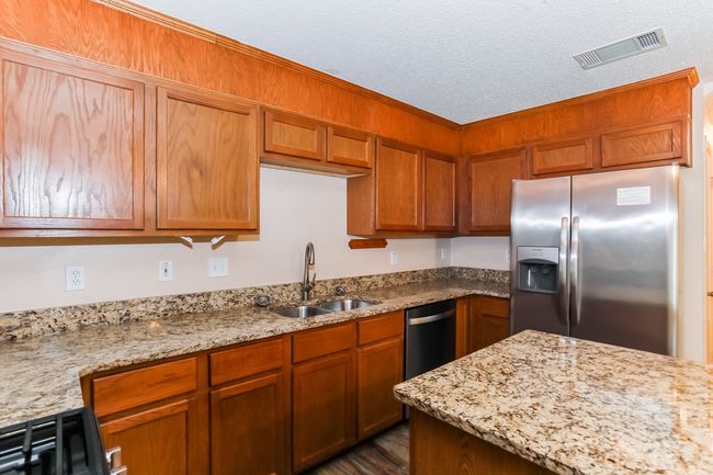 4368 Onyx Dr, House other with 3 bedrooms, 3 bathrooms and null parking in Carrollton TX | Image 7