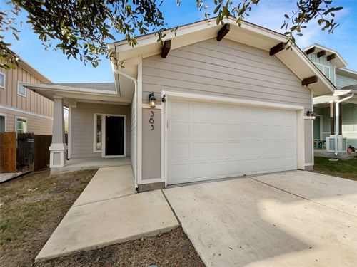 363 Eagle Brook Ln, Buda, TX, 78610-2642 | Card Image