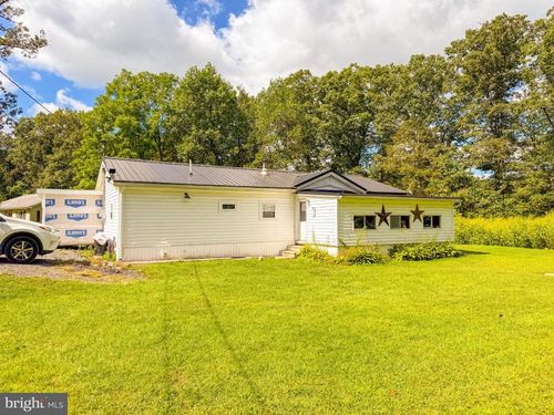 4 Rush Ln, Mc Clure, PA, 17841-9257 | Card Image