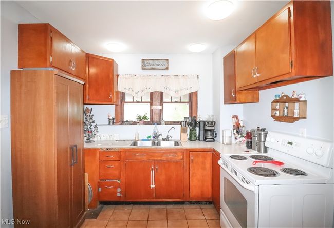 450 Akron Rd, House other with 3 bedrooms, 2 bathrooms and null parking in Wadsworth OH | Image 9