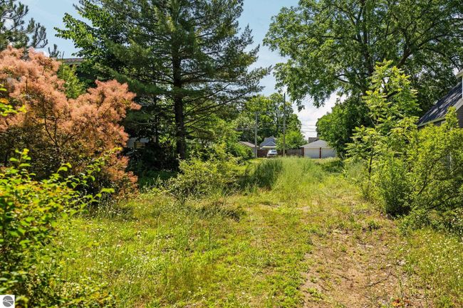 220 E 10 Th St, Home with 0 bedrooms, 0 bathrooms and null parking in Traverse City MI | Image 12