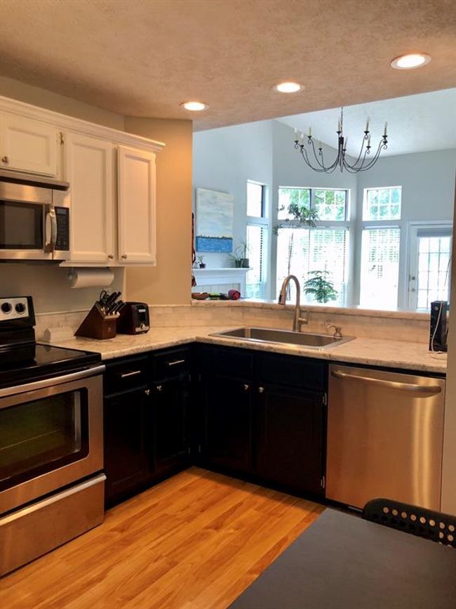 41 - 2809 Somerset Bay, Condo with 2 bedrooms, 2 bathrooms and null parking in Indianapolis IN | Image 7