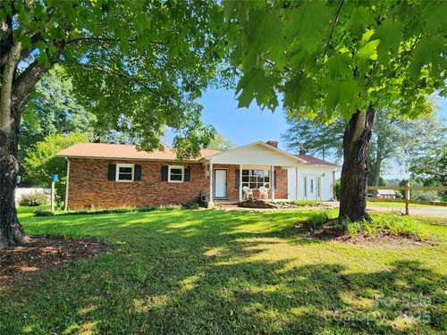 7390 Burke County Line Rd, Hickory, NC, 28602-8641 | Card Image