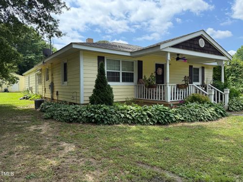 9439 Clayton Blvd, Clayton, NC, 27520-9295 | Card Image