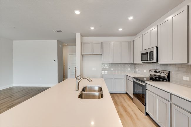 Kitchen | Image 6