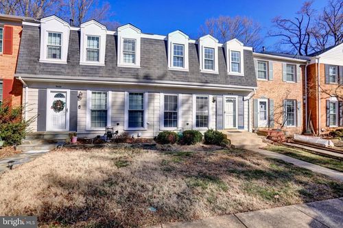9473 Cloverdale Ct, BURKE, VA, 22015-3453 | Card Image