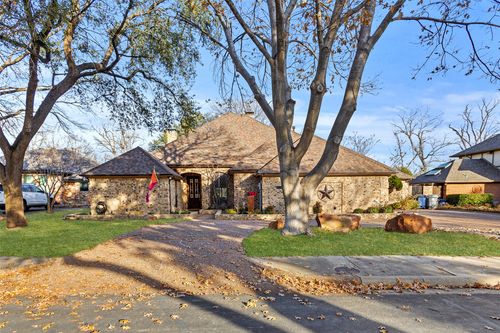 10112 Candlebrook Dr, Dallas, TX, 75243-5059 | Card Image