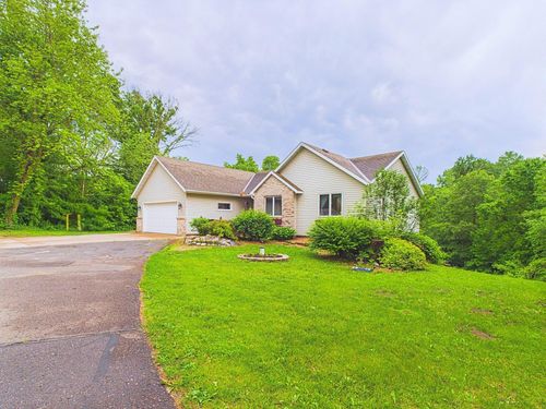 8253 Saint Croix Trl, North Branch, MN, 55056-5396 | Card Image