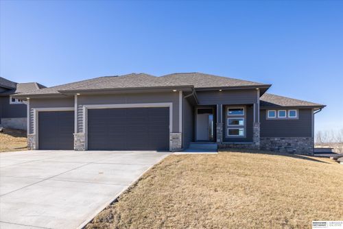 16071 W Center Rd, Omaha, NE, 68130 | Card Image
