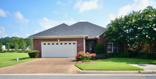 818 Village Ct Sw, Decatur, AL, 35603-4626 | Card Image