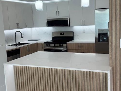 apt-904-18151 Ne 31st Ct, Aventura, FL, 33160-2600 | Card Image