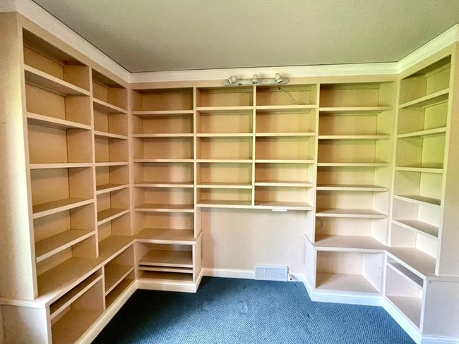 Primary Bedroom with Built-Ins.jpeg | Image 16