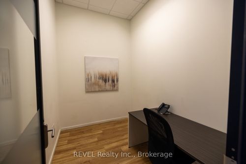 3d-8685 Lundy'S Lane, Niagara Falls, ON, L2H1H5 | Card Image