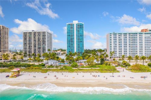 apt-406-2655 Collins Ave, Miami Beach, FL, 33140-4708 | Card Image