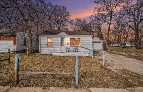 933 E Foss Ave, Flint, MI, 48505-2296 | Card Image