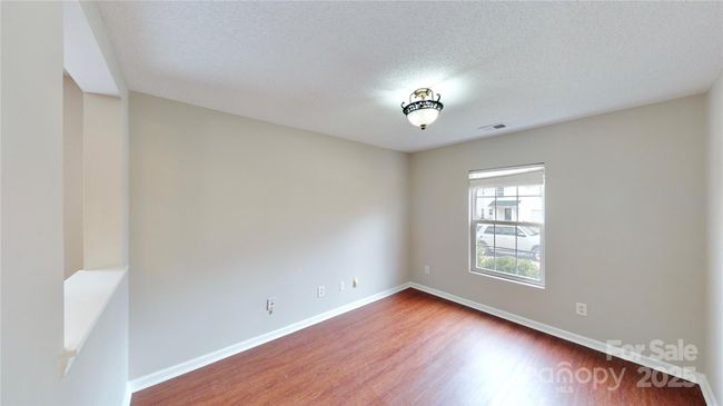 8139 Deodora Cedar Ln, House other with 3 bedrooms, 3 bathrooms and null parking in Charlotte NC | Image 8