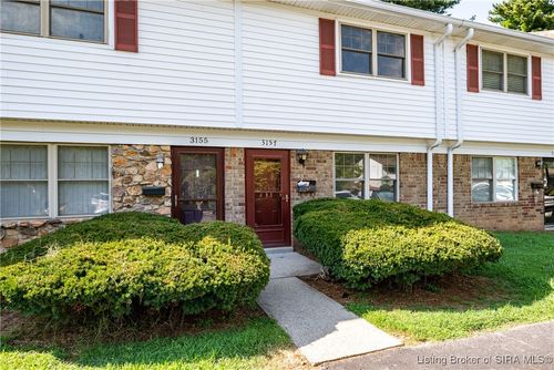 3157 Wooded Way, Jeffersonville, IN, 47130-7208 | Card Image