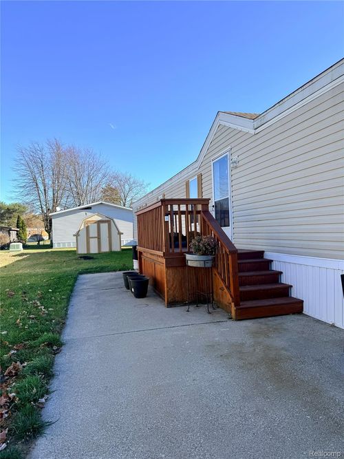 6010 Indian Trail Dr, Burtchville, MI, 48059-2541 | Card Image