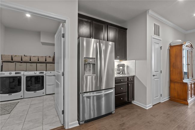 6202 Elm Rd, Townhouse with 3 bedrooms, 3 bathrooms and 2 parking in Pine Twp - NAL PA | Image 7